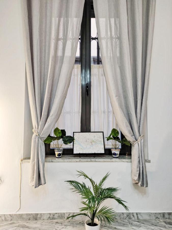 Ciriaco By Sevillaluxurysuites Ngoại thất bức ảnh